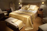 fylds_showroom150x102