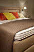 fylds_showroom150x102
