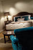 fylds_showroom150x102